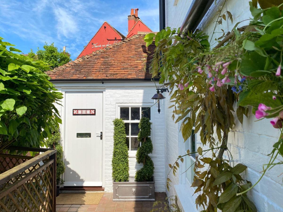 Hambrook House Canterbury - New Luxury Guest House With Espa Spa Complex Extérieur photo